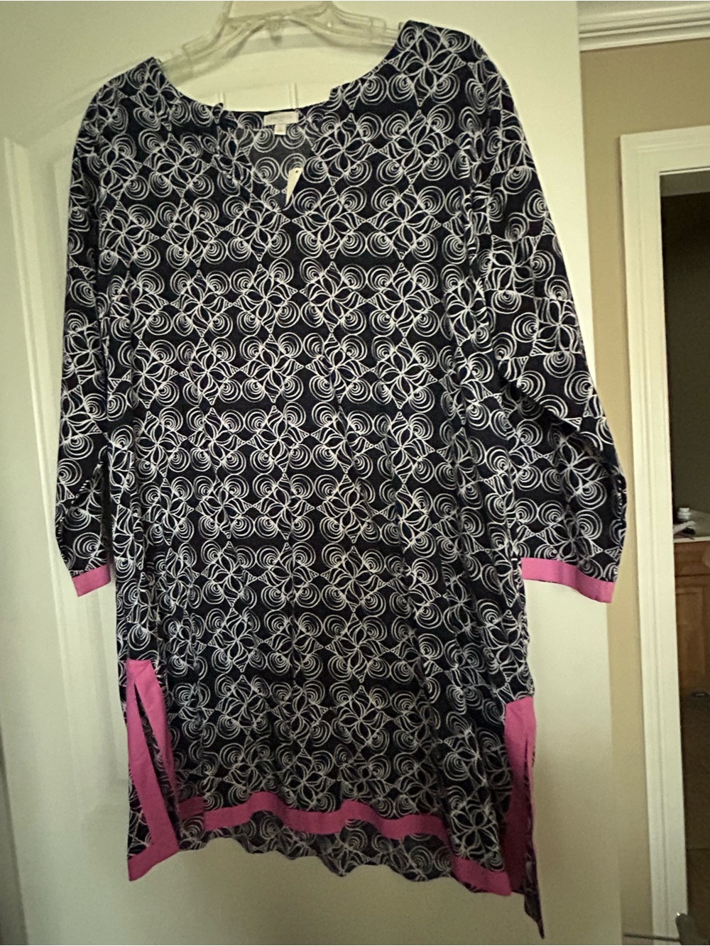 Women's Navy & White Patterned Tunic with Pink Trim.   Dress/swim coverup.